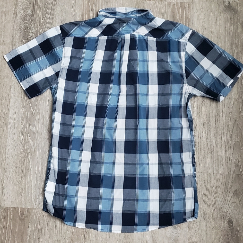 Levi's Men's Shirt - Picture 2 of 4